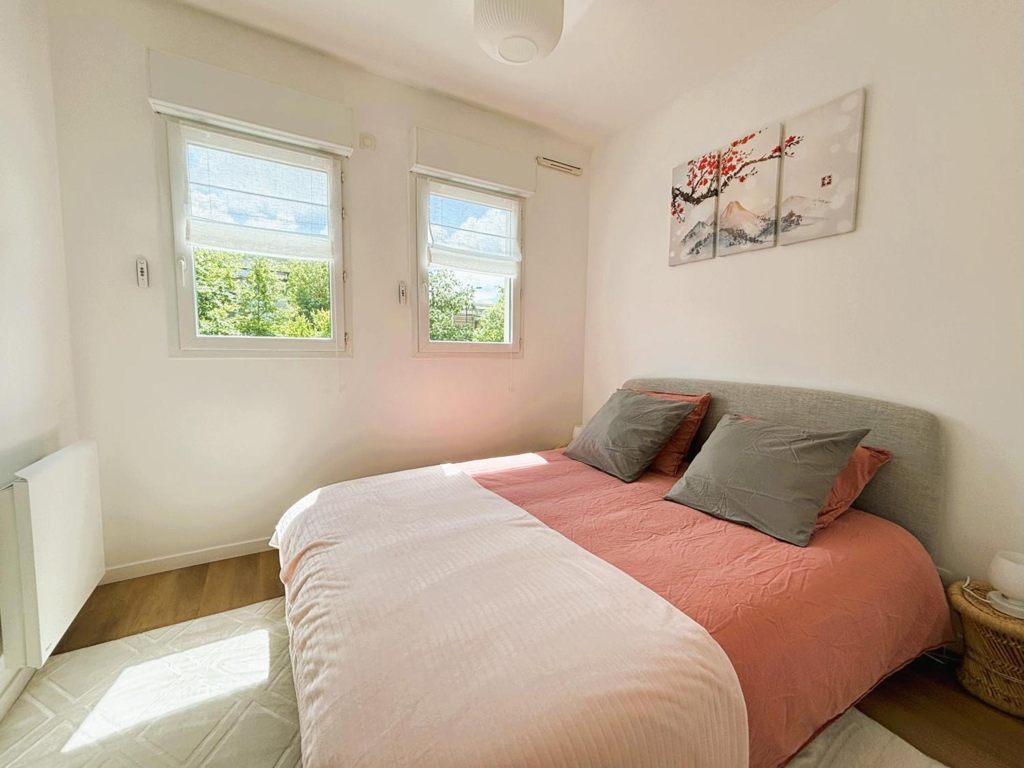 Le Boudoir - 2 Pieces Et Parking Le Plessis-Robinson Quarto foto